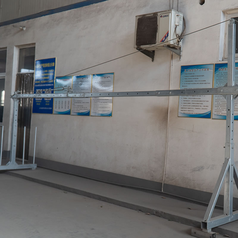 Plataforma suspensa em corda de cesta