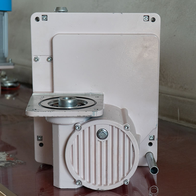 Montagem do motor da talha de tração