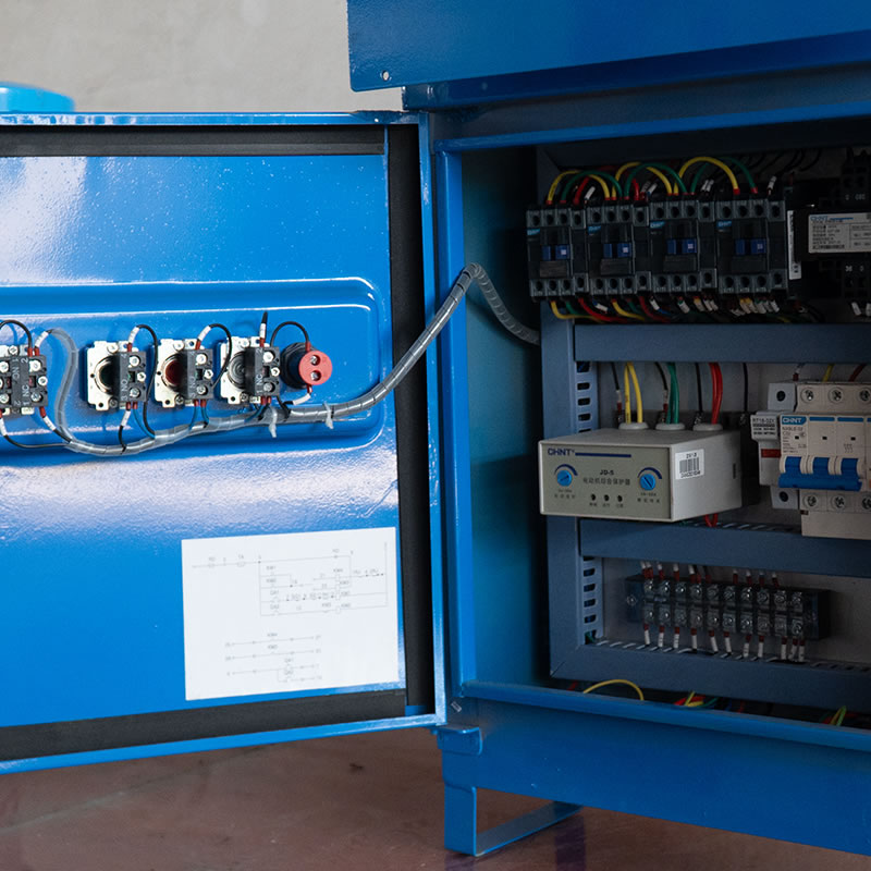 Caixa de controle eletrônico