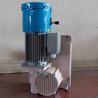 Motor para plataforma de suspensão