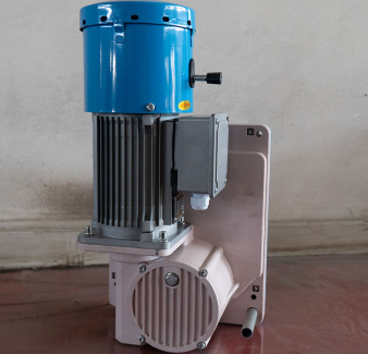 Motor para plataforma de suspensão